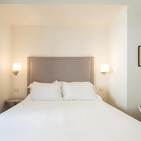 Hall Suites-3