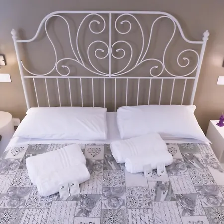 Forever Rooms-3