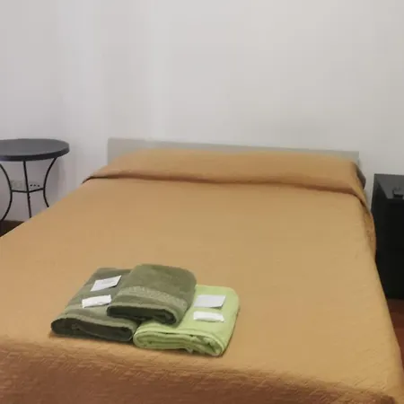 Affittacamere Guerrero Rooms-3