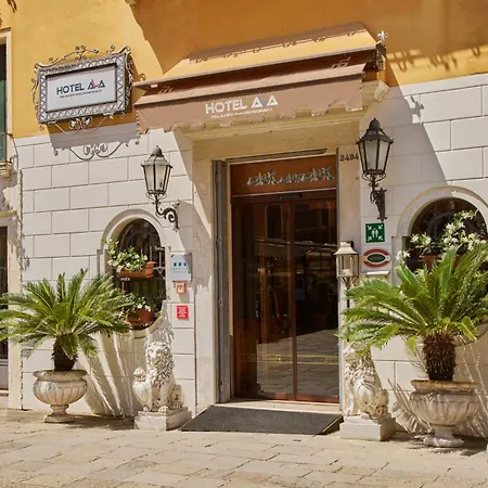Unahotels Ala Venezia-Adults 16-2