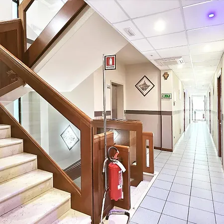 Ala Hotel-2