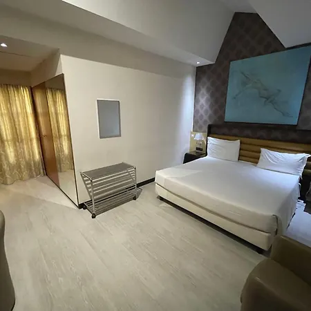 Sure Hotel By Best Western Turin City Centre-2