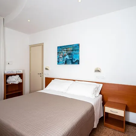 Hotel Globus-3