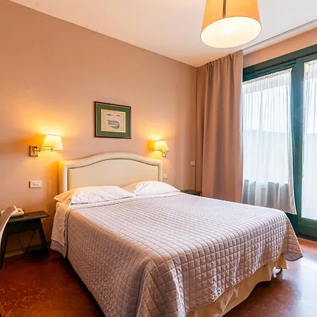 Hotel Pescille Country House By Double Hospitality-3
