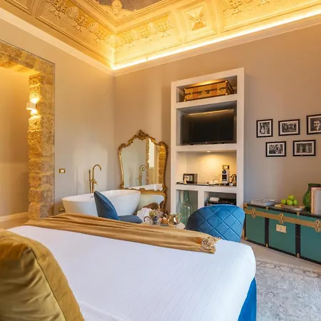 Family Affair Luxury Rooms&Suites-2