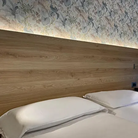 Hotel Alessandra-3