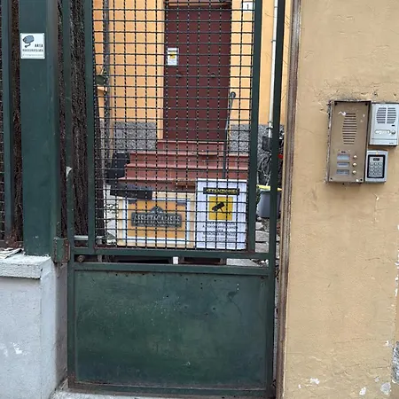 Affittacamere Home&Stazione Bologna-2