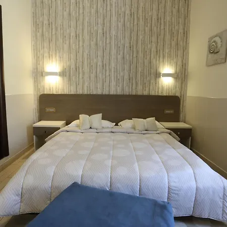 Suite 39 B&B-3