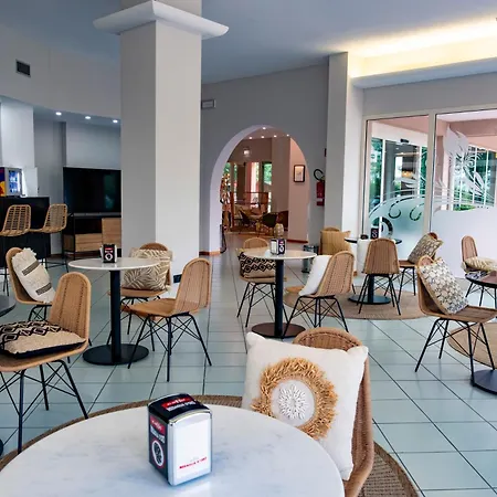 Hotel St Gregory Park By Oasigroup Hotels-3