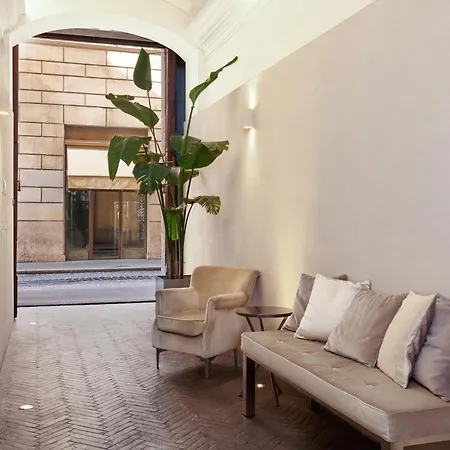 Terrace Pantheon Relais-2