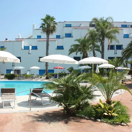 Marina Club Hotel-3