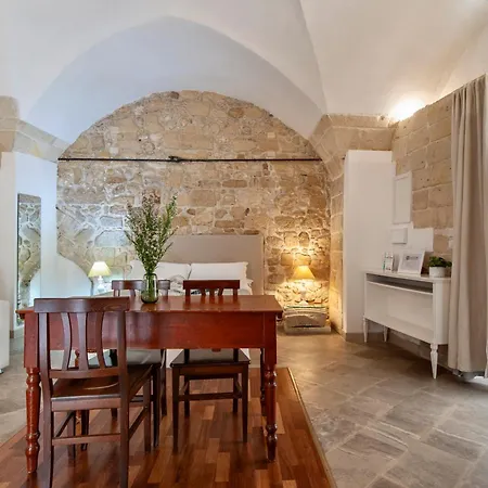 Chiesa Greca Suites - Lecce Selection-3