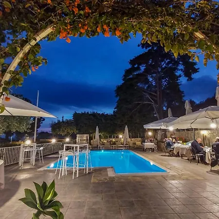 Hotel Calanca-3