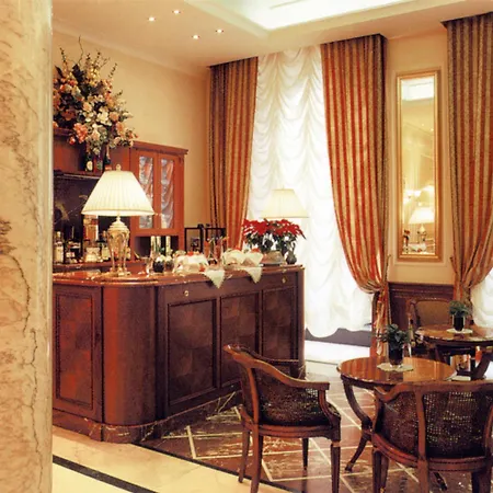 Andreola Central Hotel-3