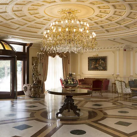 Grand Hotel Vanvitelli-2