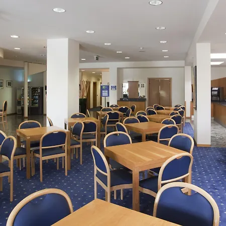 City Hotel & Suites-2