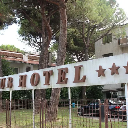 Club Hotel-2