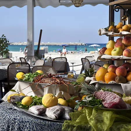 Mira Spiaggia-3