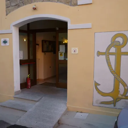 Hotel L'Ancora-2