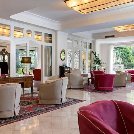 Grand Hotel Royal-3