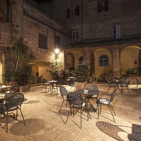 Il Chiostro Del Carmine-3
