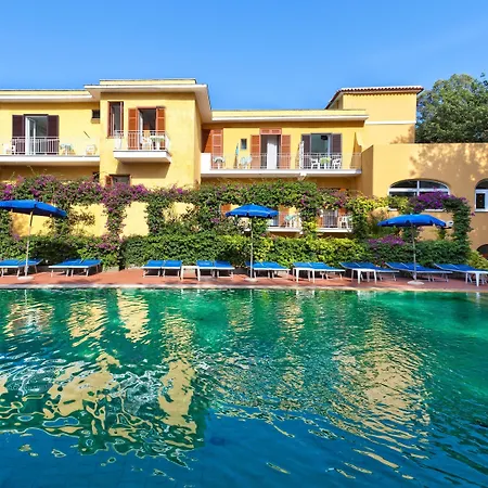 Hotel Cleopatra-2