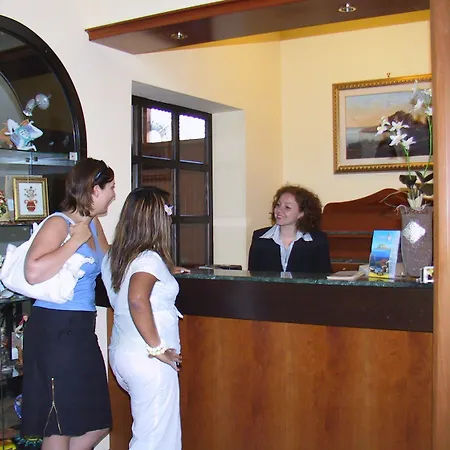 Villa Gaia Hotel-3