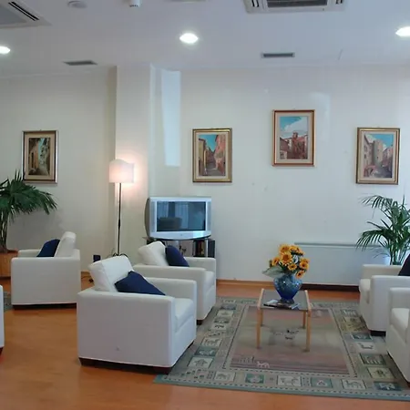 Hotel La Vela-3