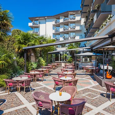 Hotel Continental - Tonelli Hotels-3