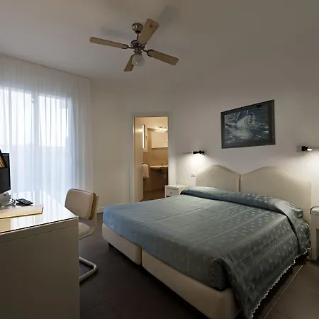 Hotel Miami-2