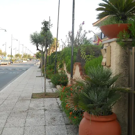 Hotel Harmony-2