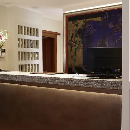 Hotel City-2