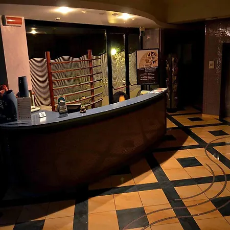 Hotel Diana-2