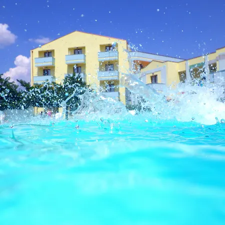 Resort Isola Rossa-2