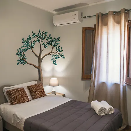 Villa La Lumia B&B Suites & Apartments-3