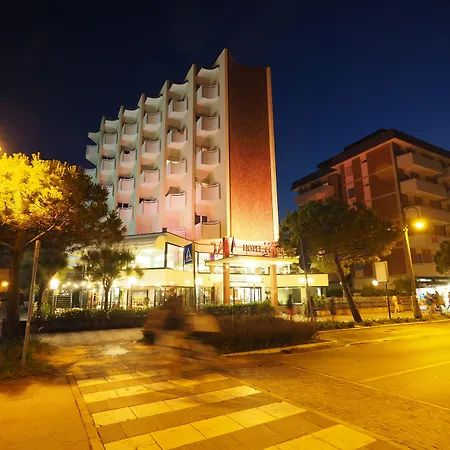 Hotel Colorado Cesenatico-3