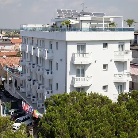 Hotel Tropical-3