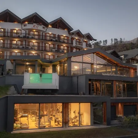La Roccia Wellness Hotel-3