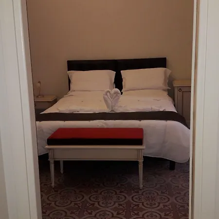 Umberto House Catania-3