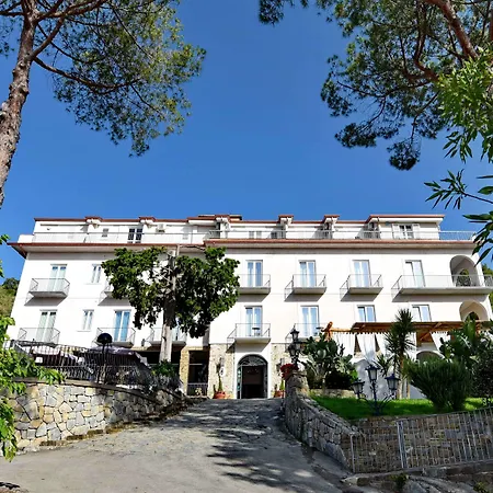 Hotel Garden Riviera-2