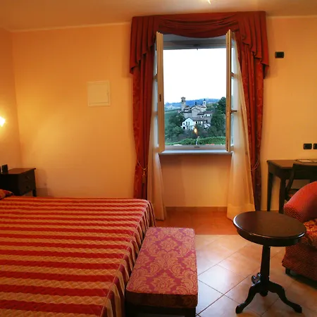 Hotel Barolo-3
