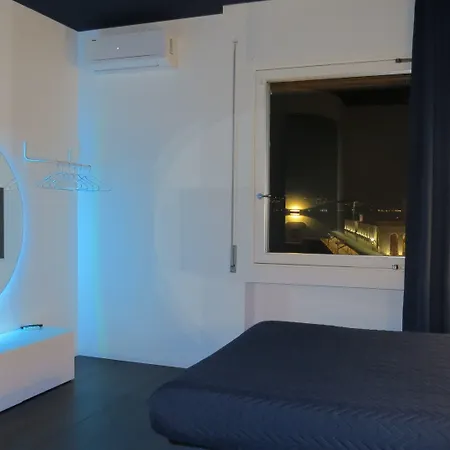 Skyhouse Beverello-2