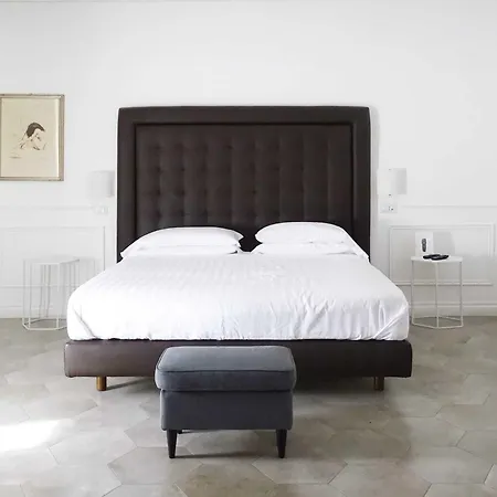 Palazzo Balsamo Suites-2