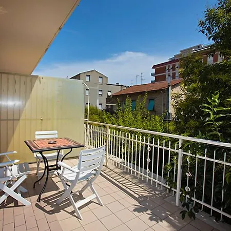 Hotel lo Squalo-2
