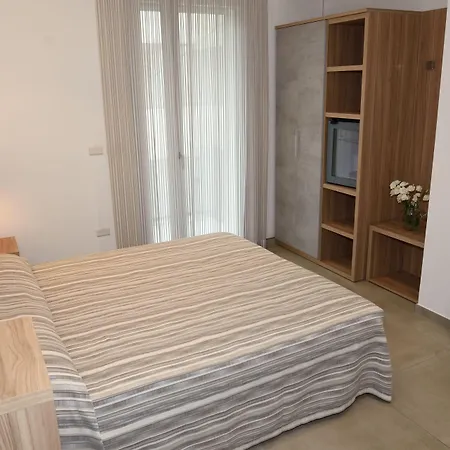 Hotel Abc-2