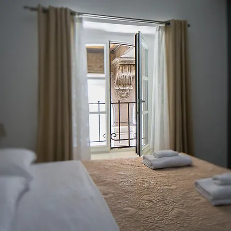 Vela Rooms-3