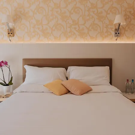 Hotel Flora-2