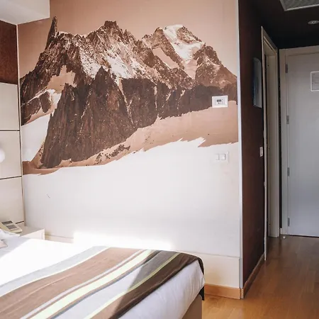 Hb Aosta Hotel & Balcony Spa-3