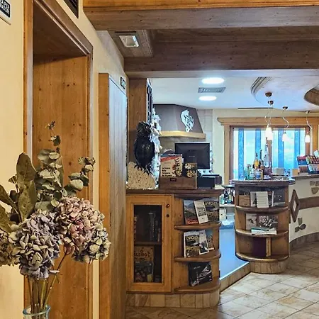 Albergo Alpenrose-3