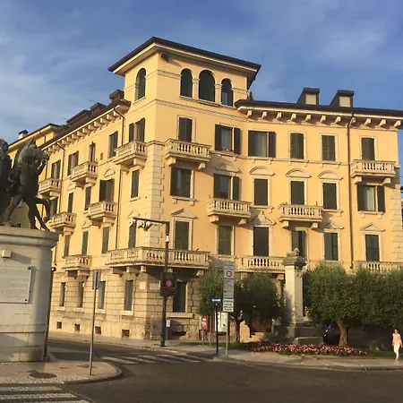 Lady Verona Residence-2